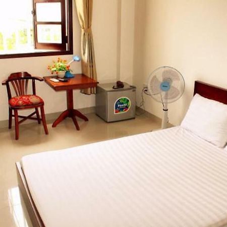 Hoang Yen Guesthouse Bandar Ho Chi Minh Luaran gambar