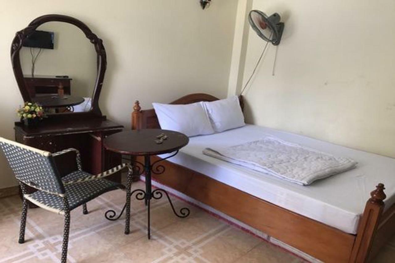 Hoang Yen Guesthouse Bandar Ho Chi Minh Luaran gambar